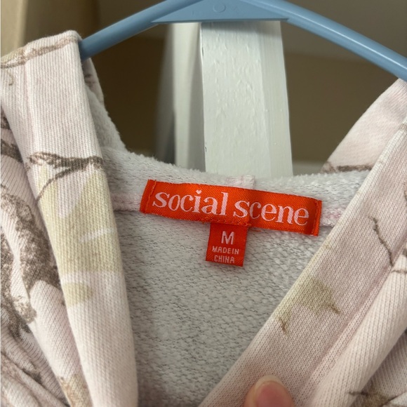 Social Scene Camouflage Hoodie - Picture 2 of 2
